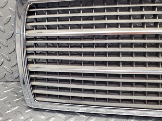 W201 Baby Benz bonnet grill chrome used OEM