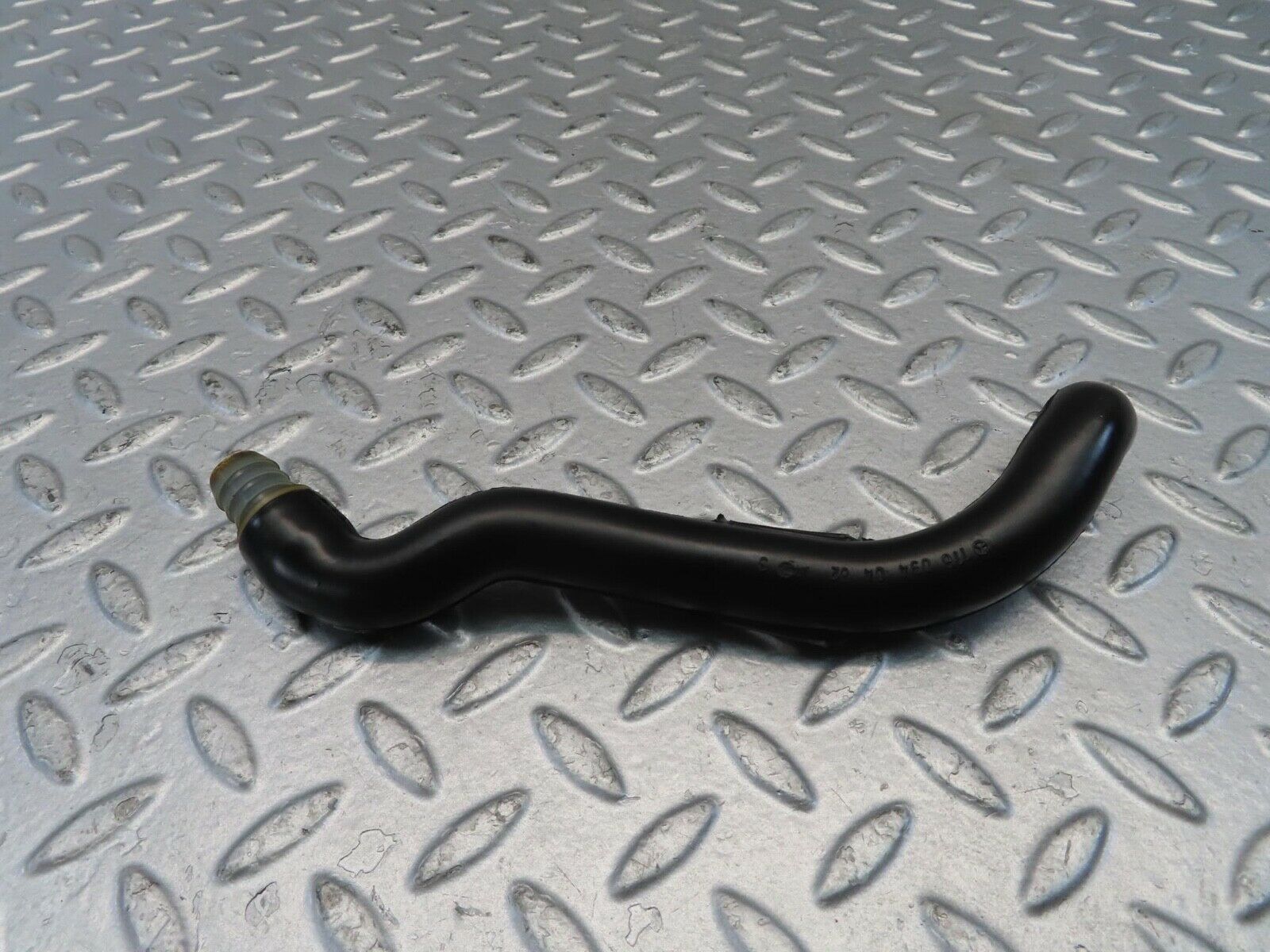 11051 Mercedes-Benz R107 W116 Air Intake Breather Hose 1160940485