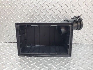 44766 Mercedes-Benz W124 220E Air Filter Box Housing Lid