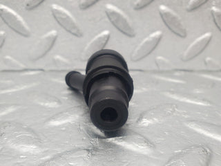 46038 Mercedes-Benz W126 420SE Fuel Injector Holder 2X