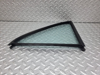 44370 Mercedes-Benz W123 280E Rear Left Quarter Window Glass 1237350124