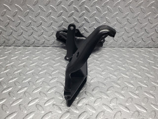 W126 Coupe air condition compressor mount bracket used OEM