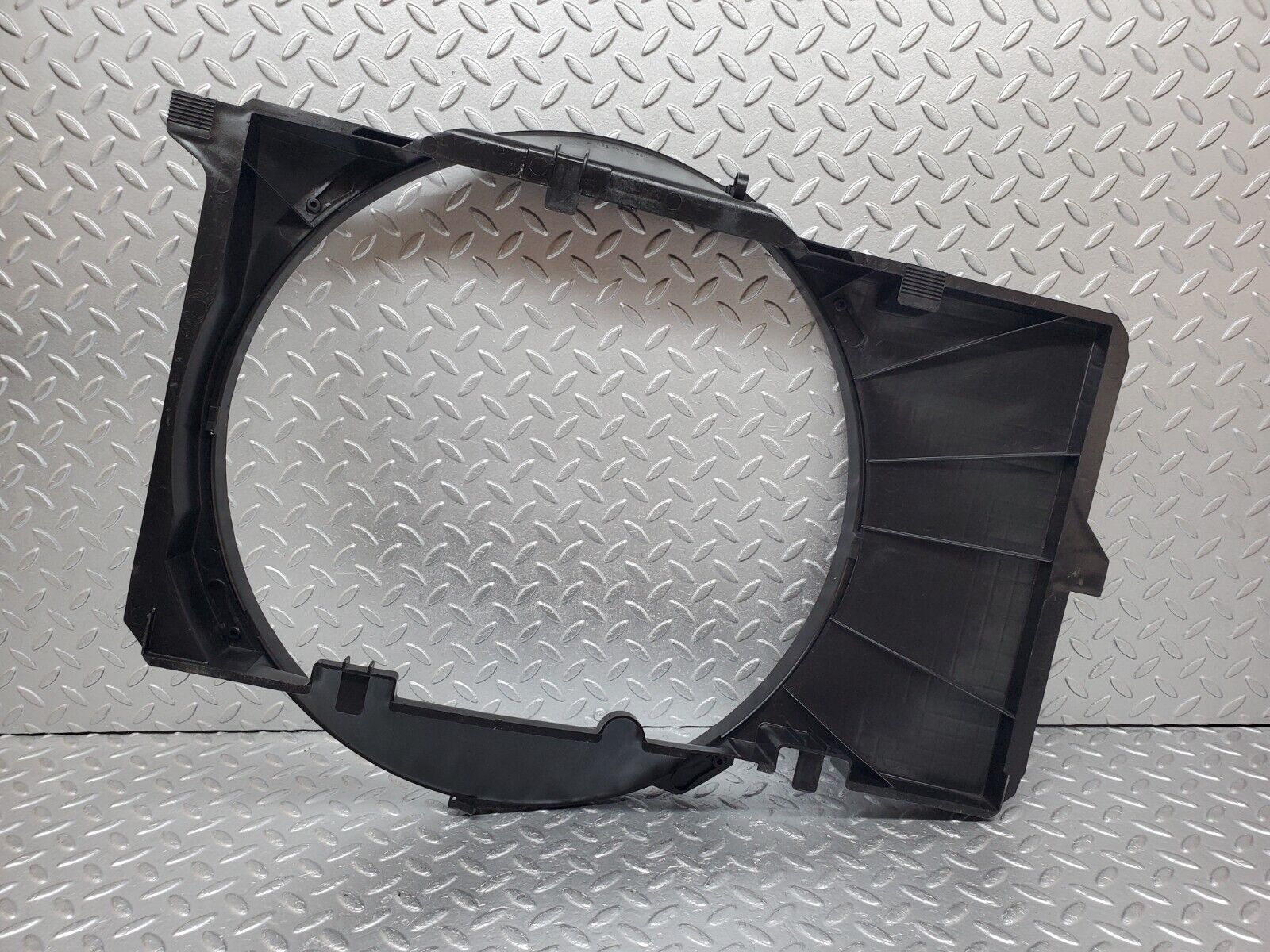 45253 Mercedes-Benz R129 300SL Coupe Radiator Fan Shroud Fan Cover 1295050155 1295000055 1295050055