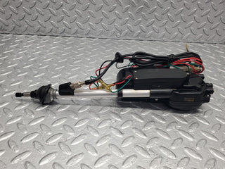 W201 Baby Benz power antenna electric aerial used OEM