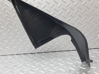 42085 Mercedes-Benz W202 C200 Front Right Door Window Frame Cover 2027250271