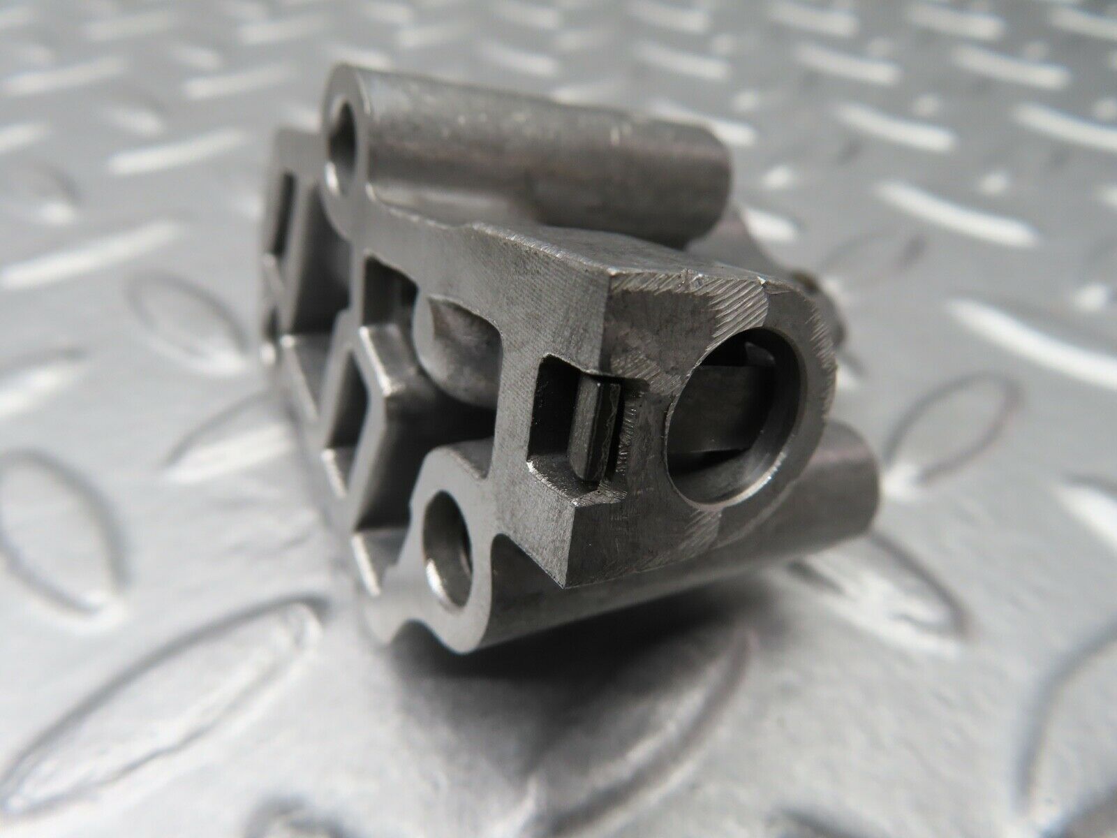 19782 Mercedes-Benz R107 450SL Automatic Gearbox Valve Body 1092770205
