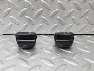 W126 Coupe heater control knob pair used OEM