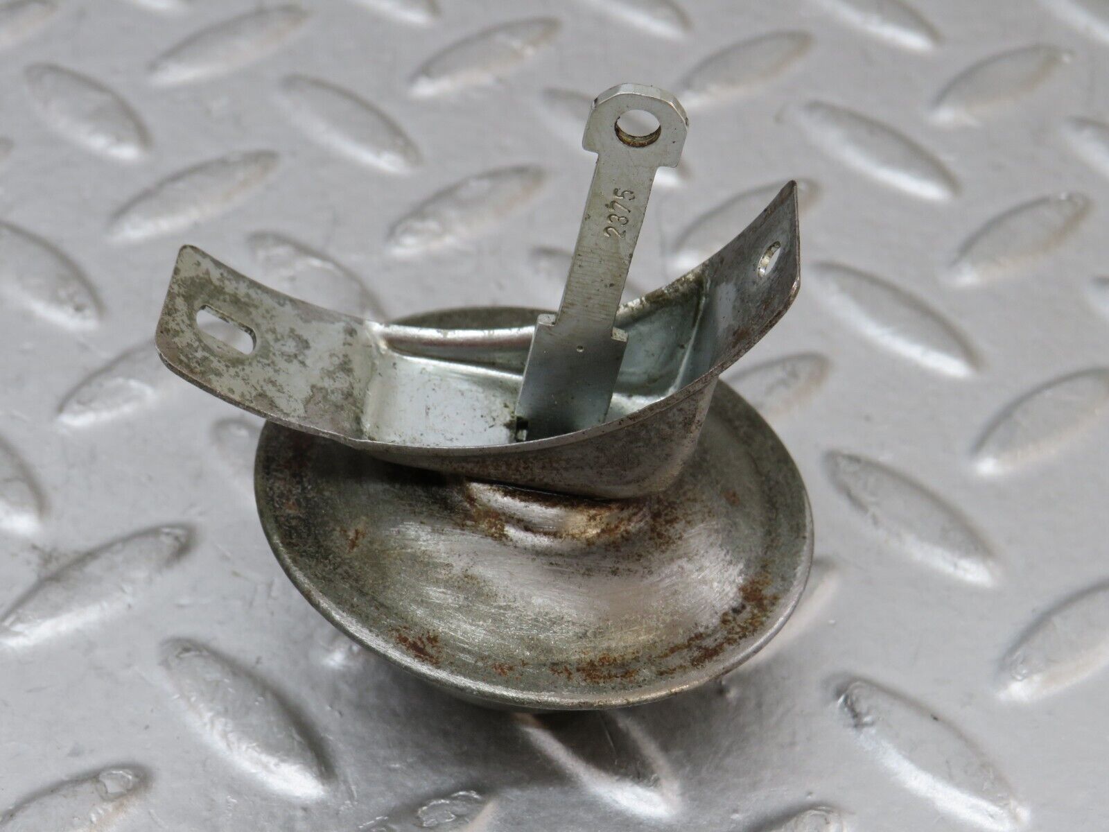 35533 Mercedes-Benz R107 280SL Ignition Distributor Vacuum Control Valve