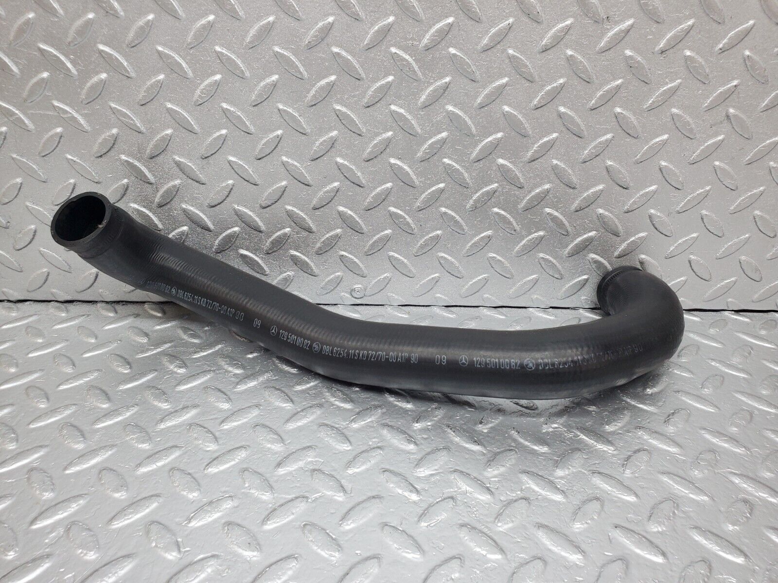 45105 Mercedes-Benz R129 300SL Coupe Radiator Lower Coolant Hose 1295010082
