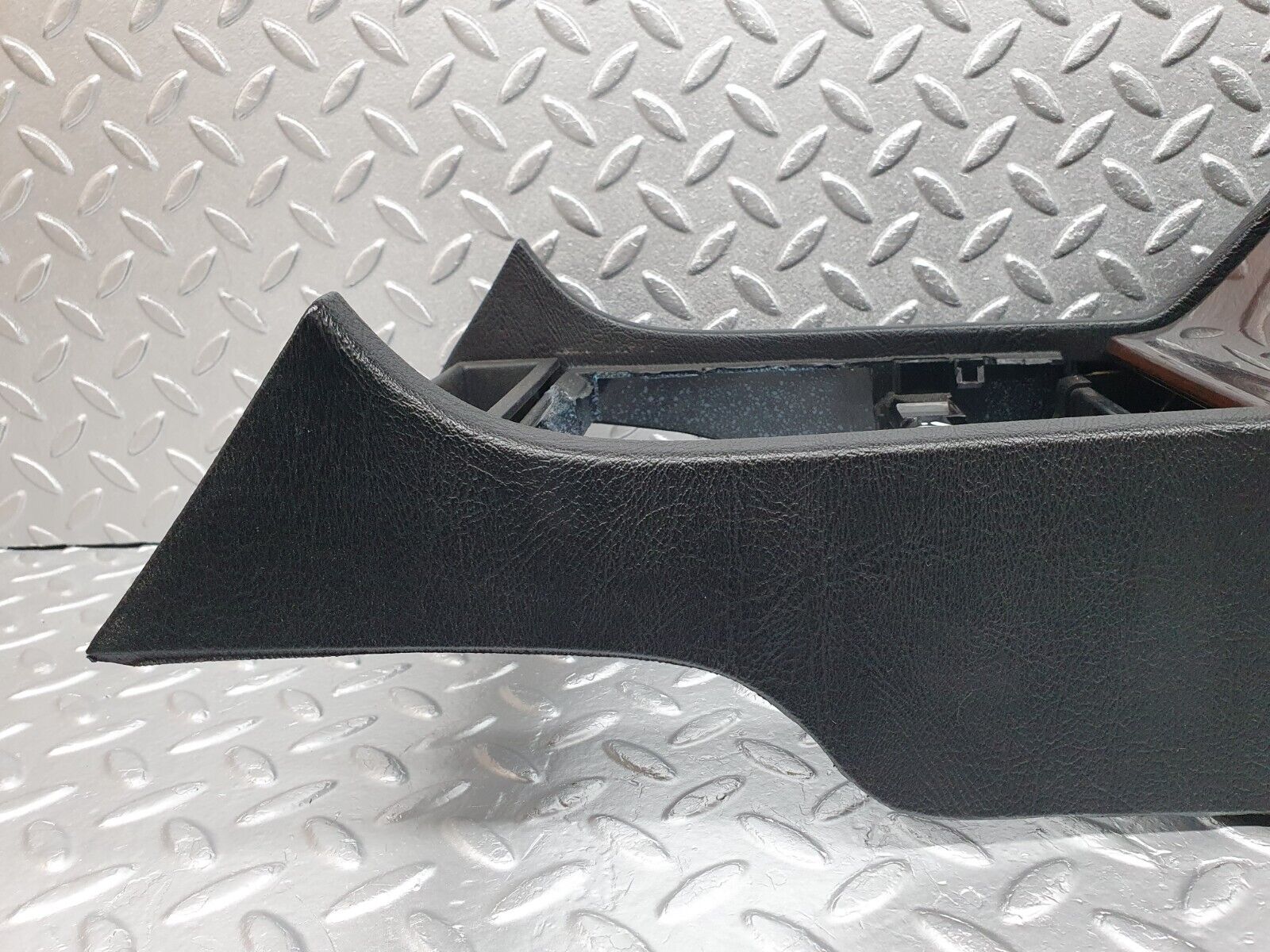 41966 Mercedes-Benz W202 C200 Centre Console Armrest Black 2026801279