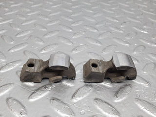 W123 valve rocker arm with retaining spring used OEM
