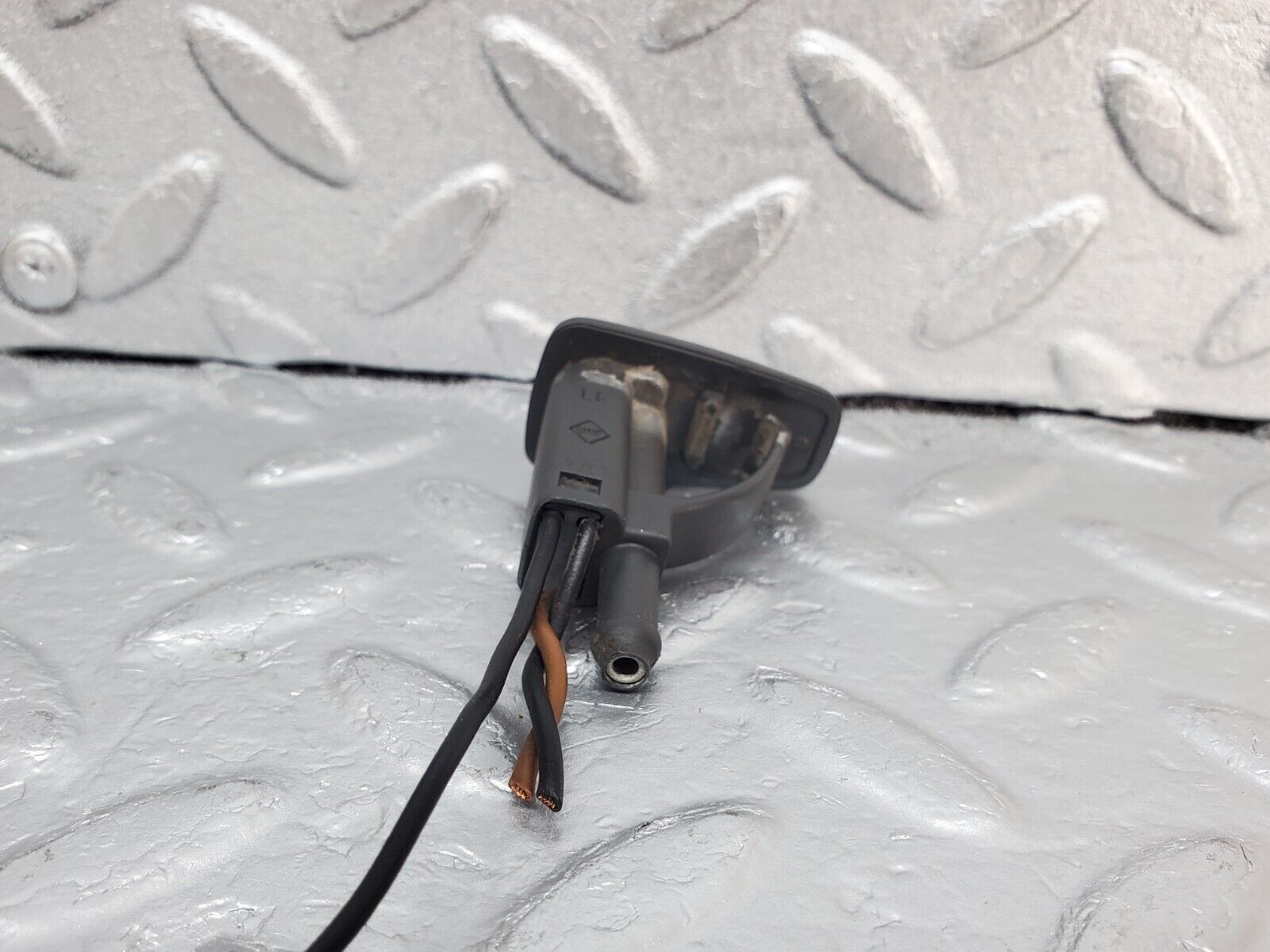 45232 Mercedes-Benz R129 300SL Coupe Windscreen Washer Nozzle 0155459928