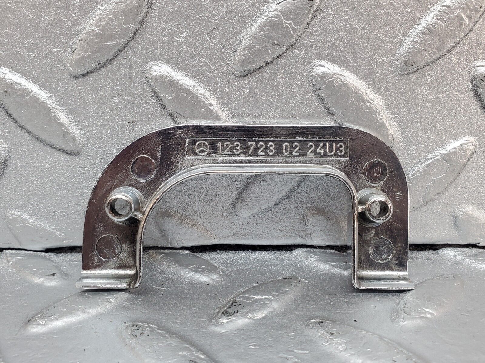 44388 Mercedes-Benz W123 280E Interior Chrome Door Latch Trim Right 1237230224