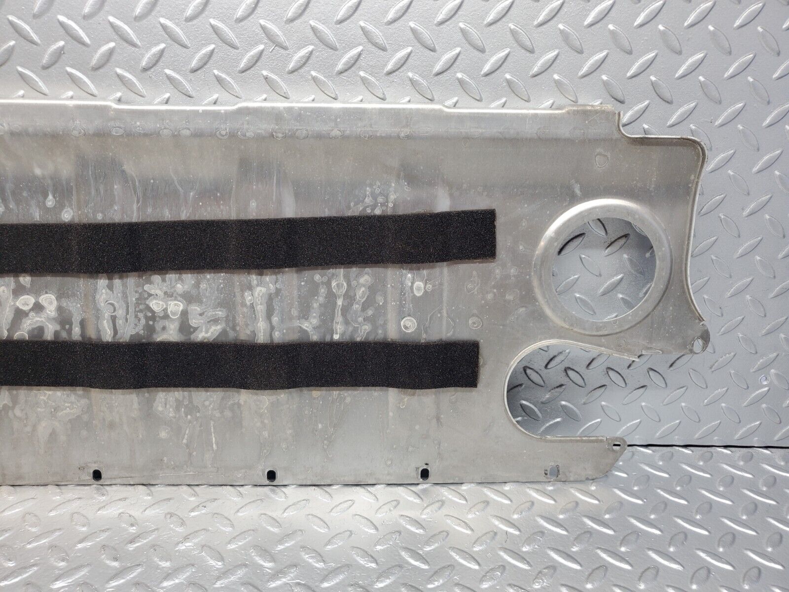 45172 Mercedes-Benz R129 300SL Coupe Fuel Tank Rear Cover