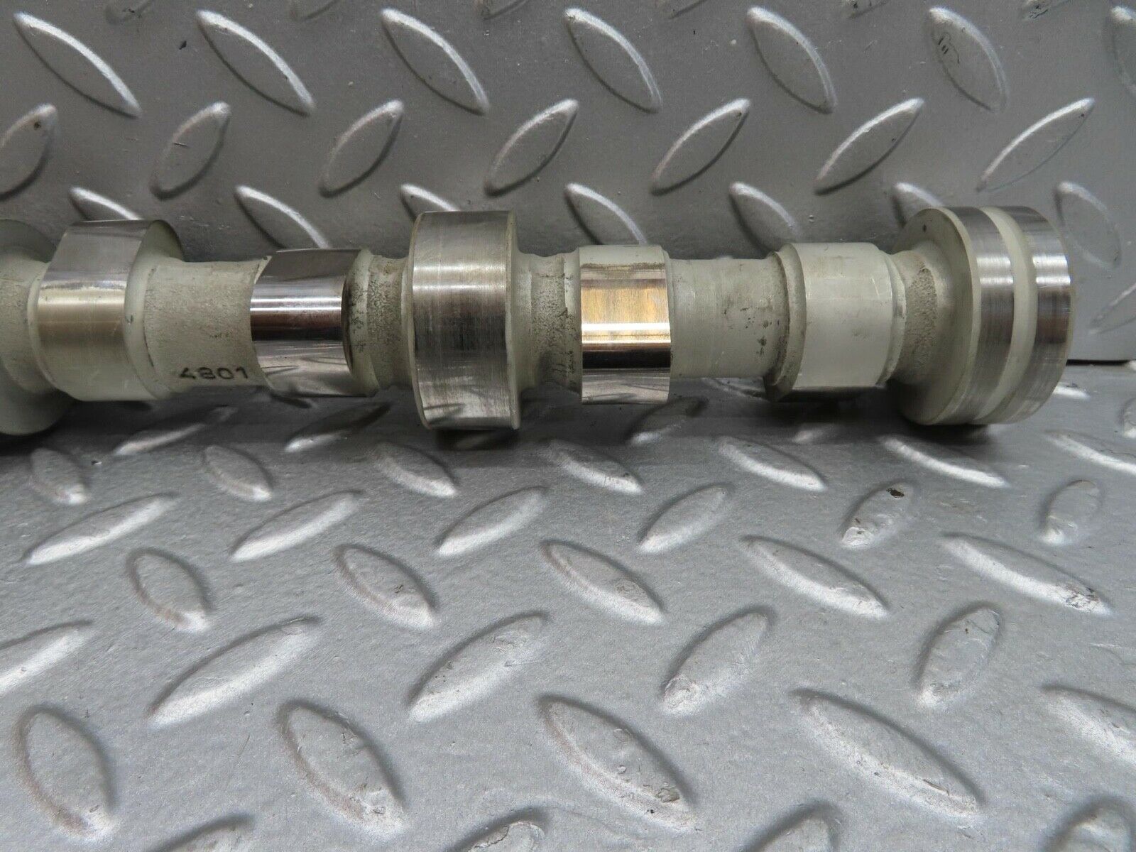 13725 Mercedes-Benz R107 450SL Camshaft Left Side 4801