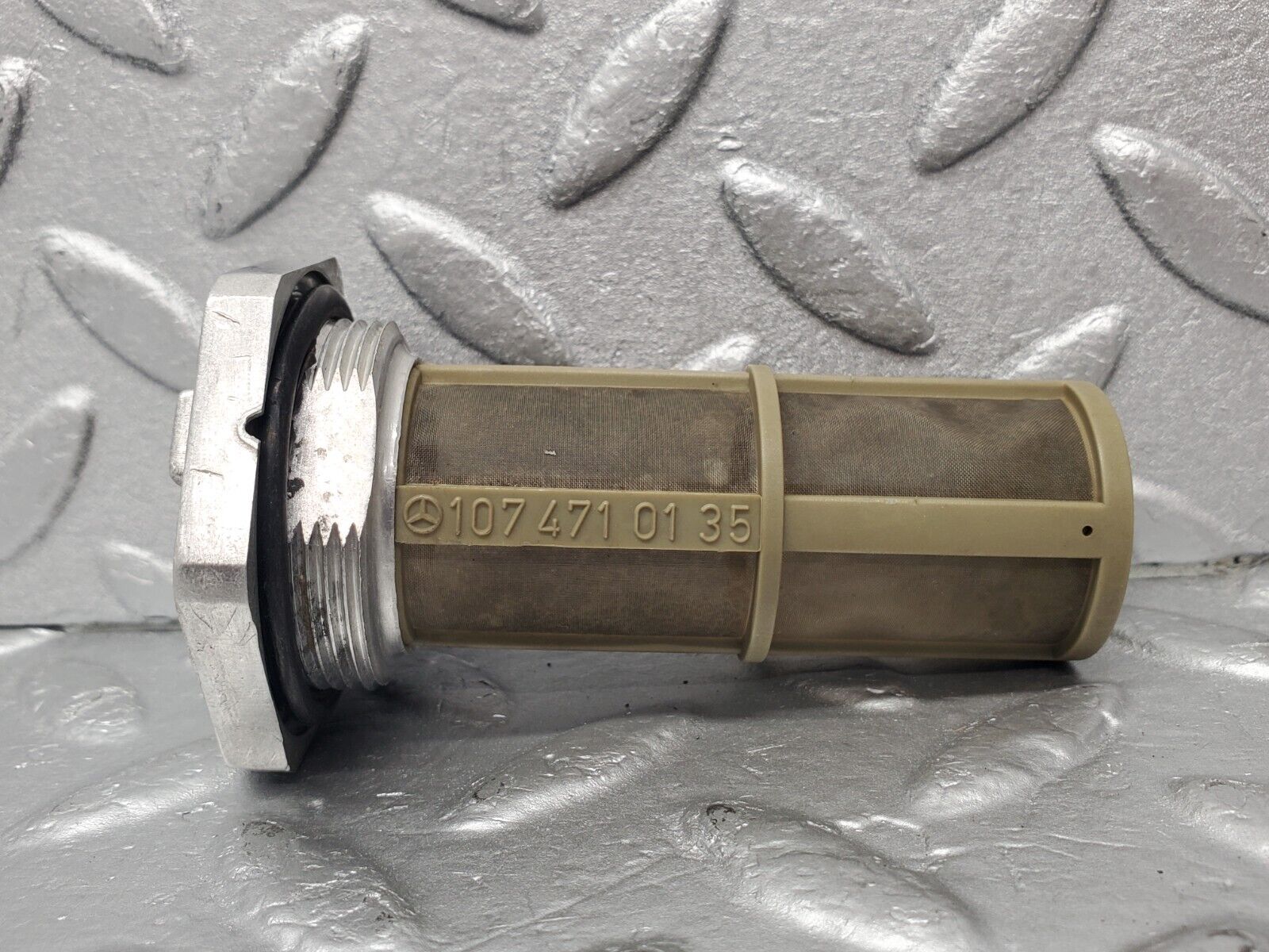 46112 Mercedes-Benz W220 S430 Fuel Tank Fuel Filter 1074710135 2104700006