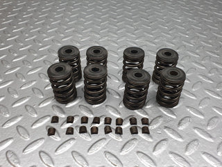 W123 valve springs set 8 pcs used OEM