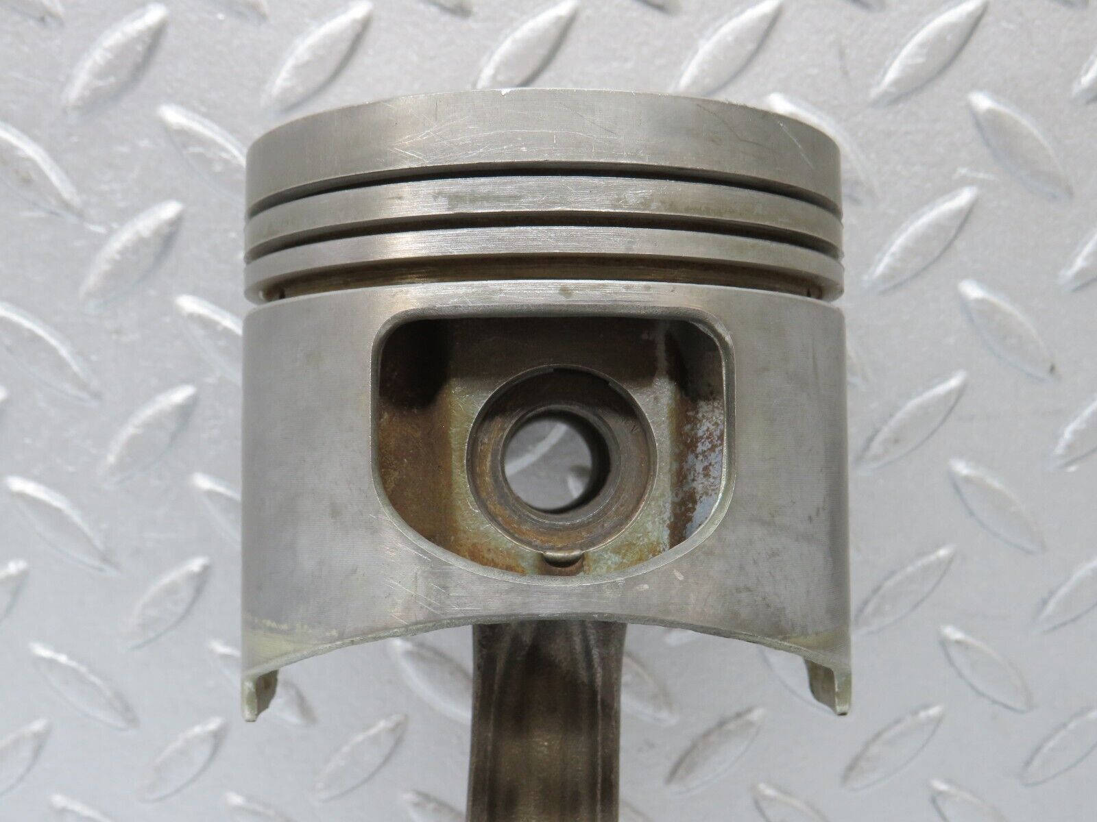 39306 Mercedes-Benz R107 500SL Piston With Connecting Rod 96,515mm