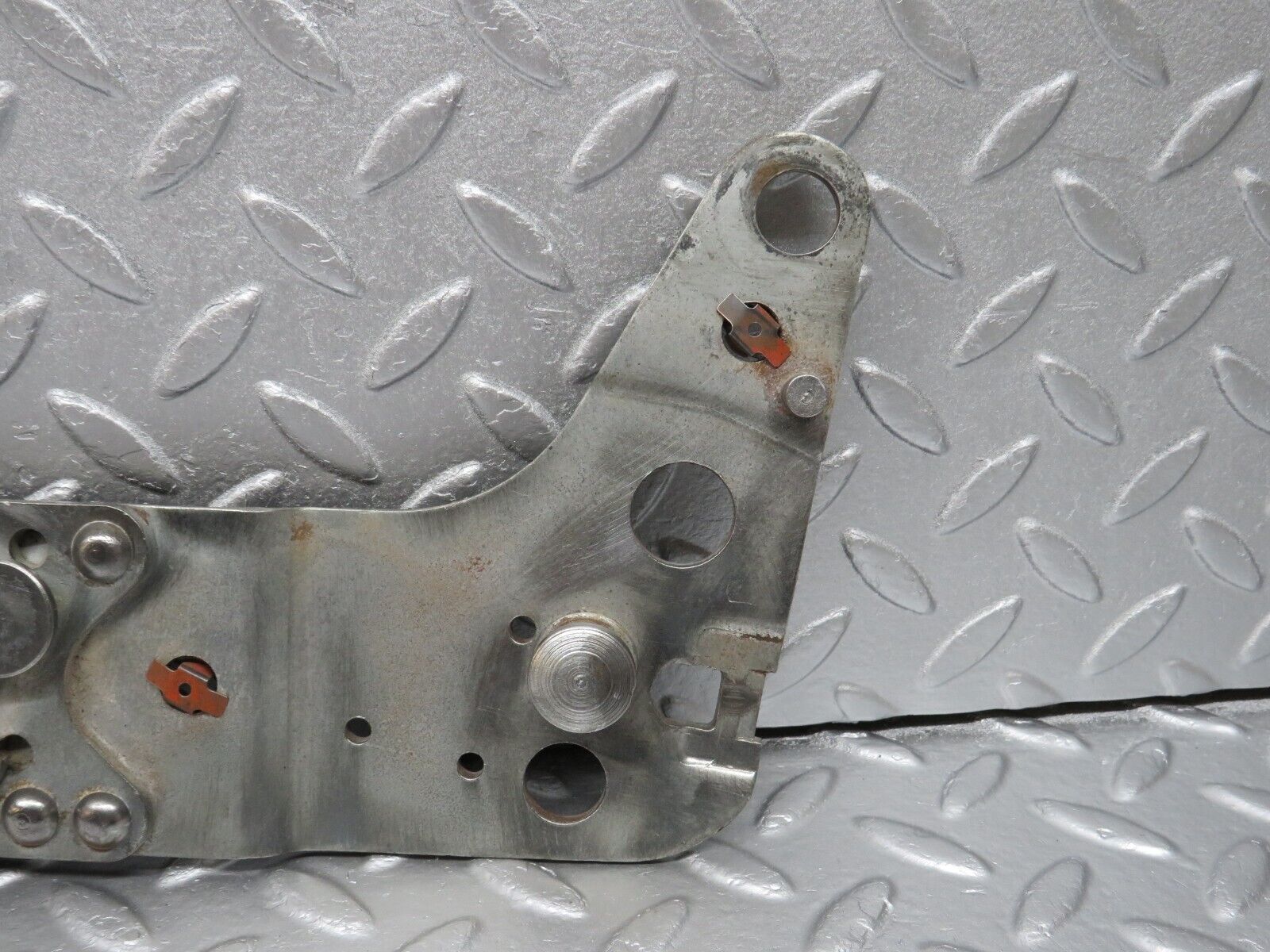 40016 Mercedes-Benz R107 350SL Front Left Seat Hinge 0009109586