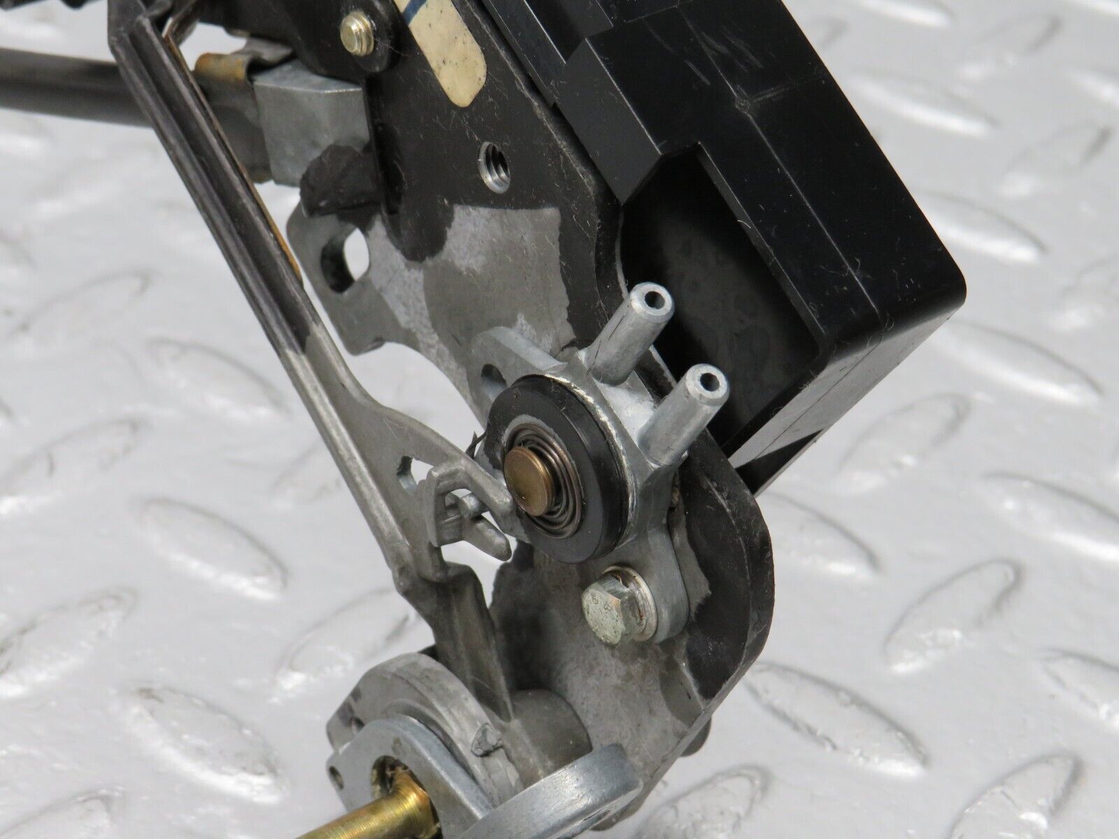 39130 Mercedes-Benz R107 500SL Heater Control Mechanism