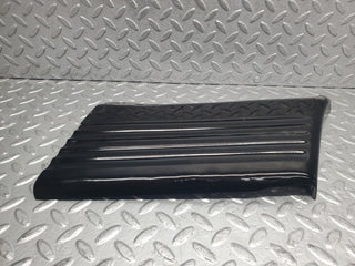 W126 Coupe front right fender wing lower moulding trim used OEM