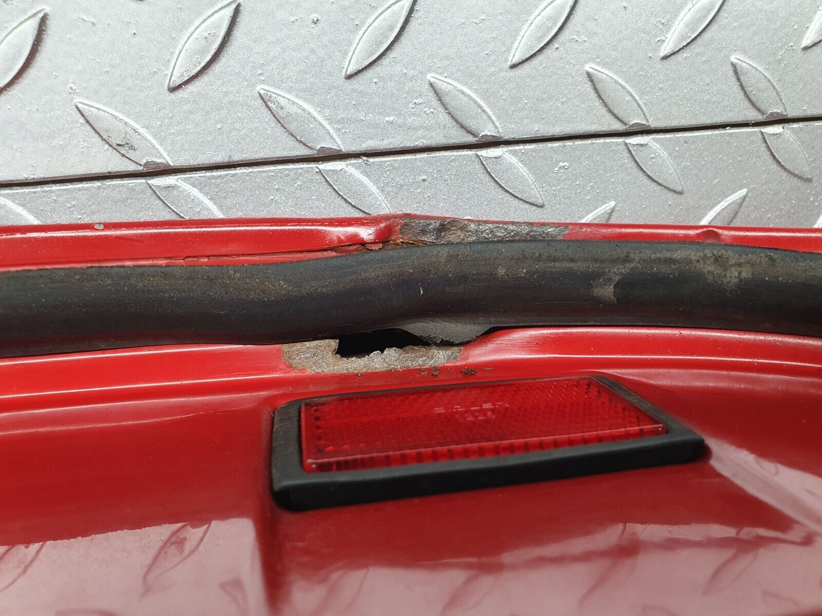 43817 Mercedes-Benz C126 380SEC Coupe Right Door