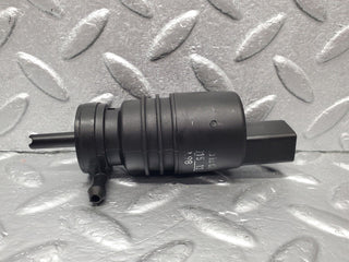 46830 Mercedes-Benz R129 320SL Coupe Windscreen Washer Pump