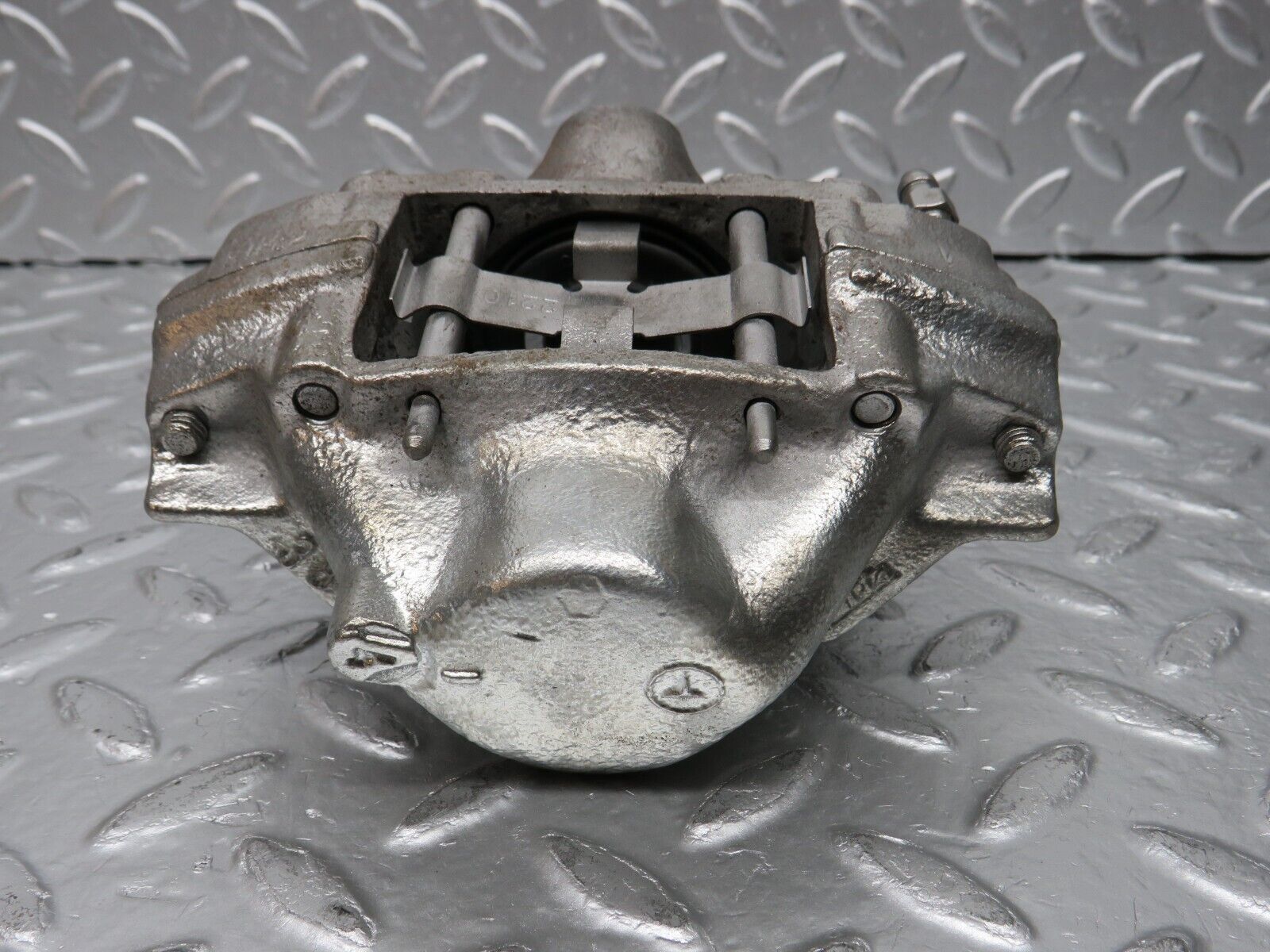 30961 Mercedes-Benz W124 230E Rear Right Brake Caliper Ate 11
