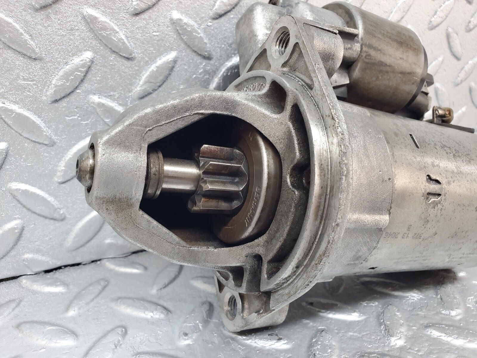 44855 Mercedes-Benz W124 220E Starter Motor Bosch 0001107037 2339304002