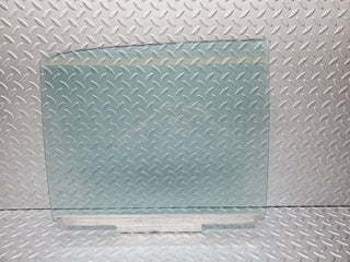45798 Mercedes-Benz W126 420SE Rear Right Door Window Glass