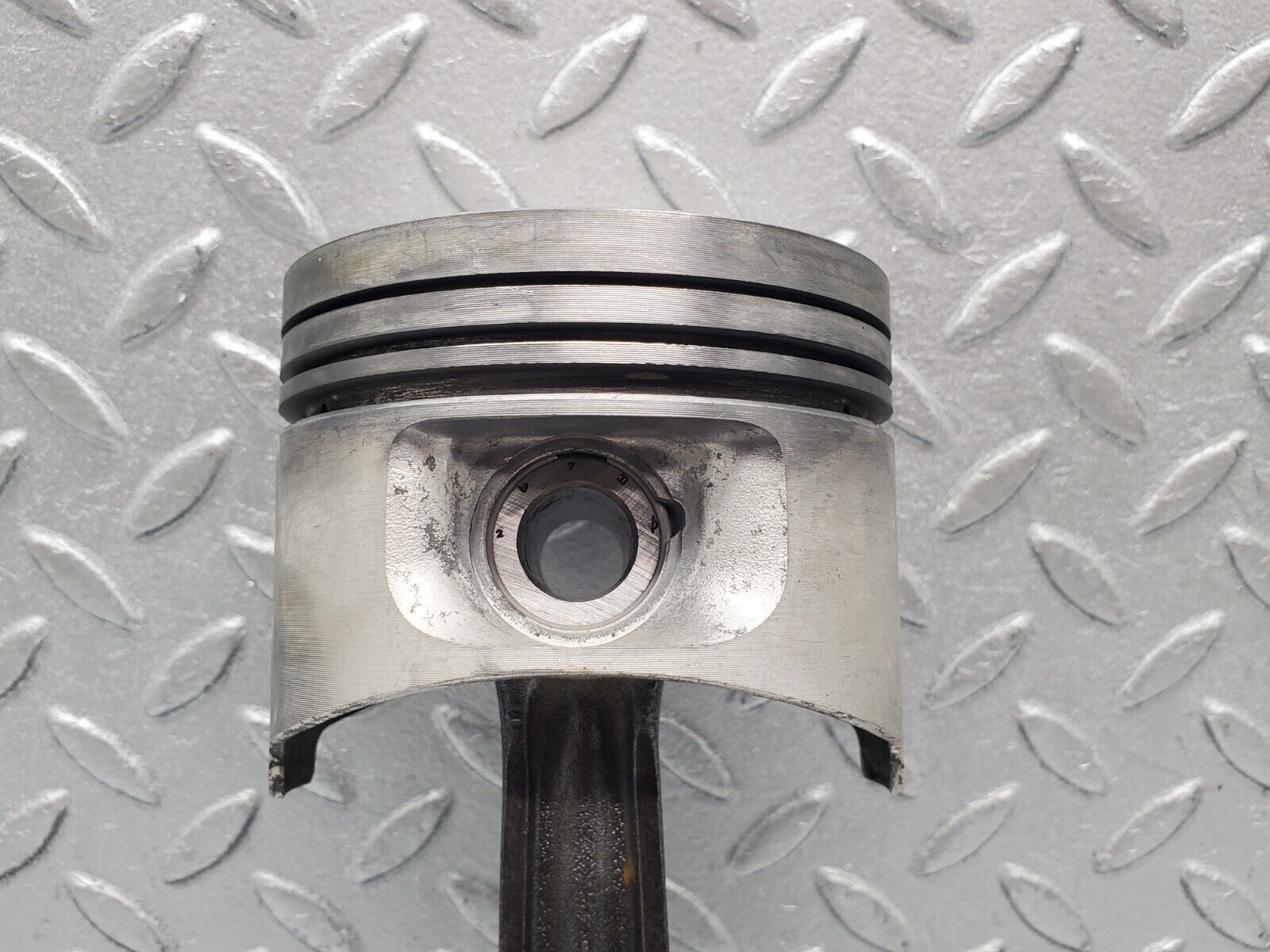 46287 Mercedes-Benz W126 420SE Piston With Connecting Rod 92.010mm