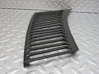 40080 Mercedes-Benz R107 350SL Air Intake Grill Right Side