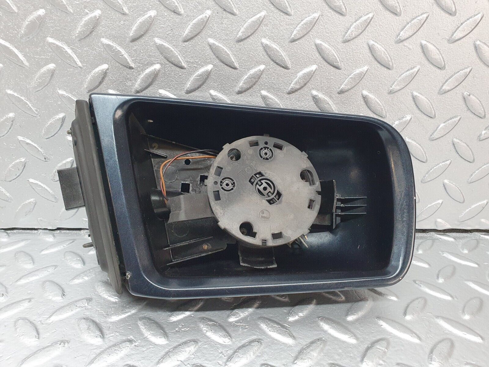 41945 Mercedes-Benz W202 C200 Wing Mirror Right Side Electric 2028110298