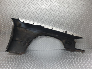 42876 Mercedes-Benz W201 190 2.0L Front Left Wing Fender