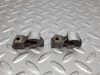 W123 valve rocker arm with retaining spring used OEM