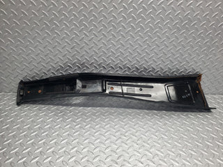 W201 Baby Benz b pillar cover left used OEM