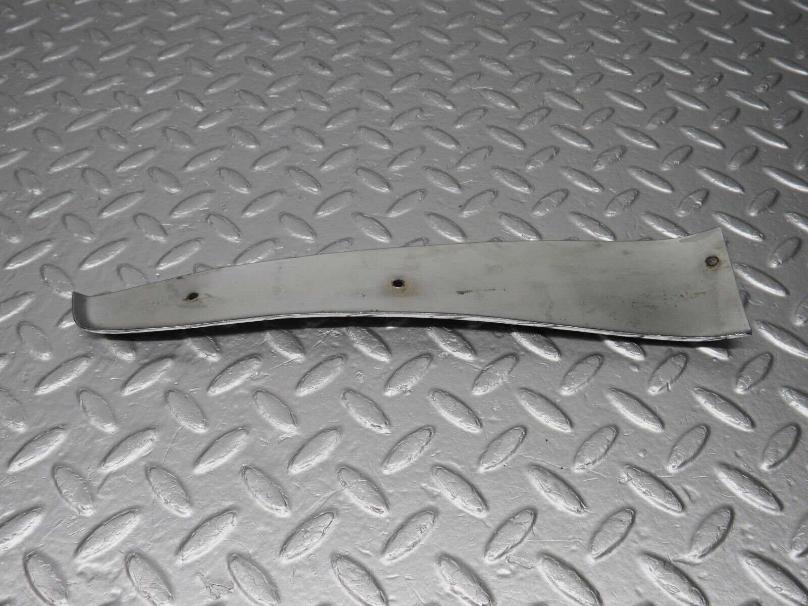 40003 Mercedes-Benz R107 350SL Right Door Chrome Cover