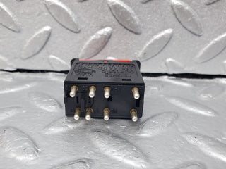 45664 Mercedes-Benz W126 420SE Hazard Warning Light Switch 0008209010