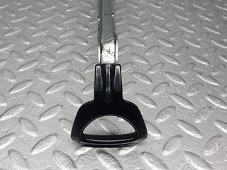 43334 Mercedes-Benz W108 280SE Front Right Seat Sliding Adjust Handle