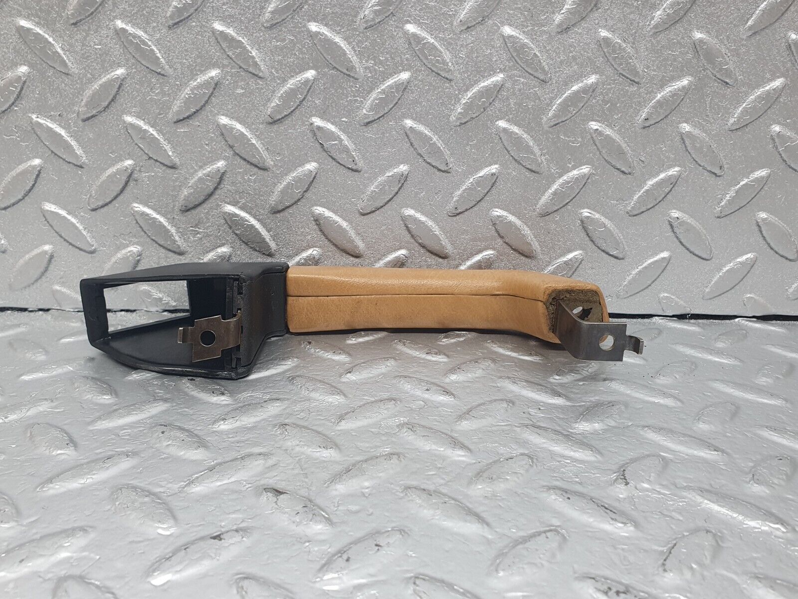 43629 Mercedes-Benz C126 380SEC Coupe Rear Right Interior Handle