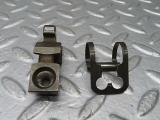 R107 SL valve rocker arm with retaining spring used OEM