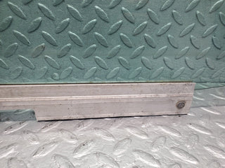 W124 front right door window glass used OEM