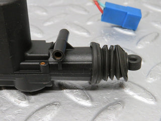 39133 Mercedes-Benz R107 500SL Trunk Lock Actuator