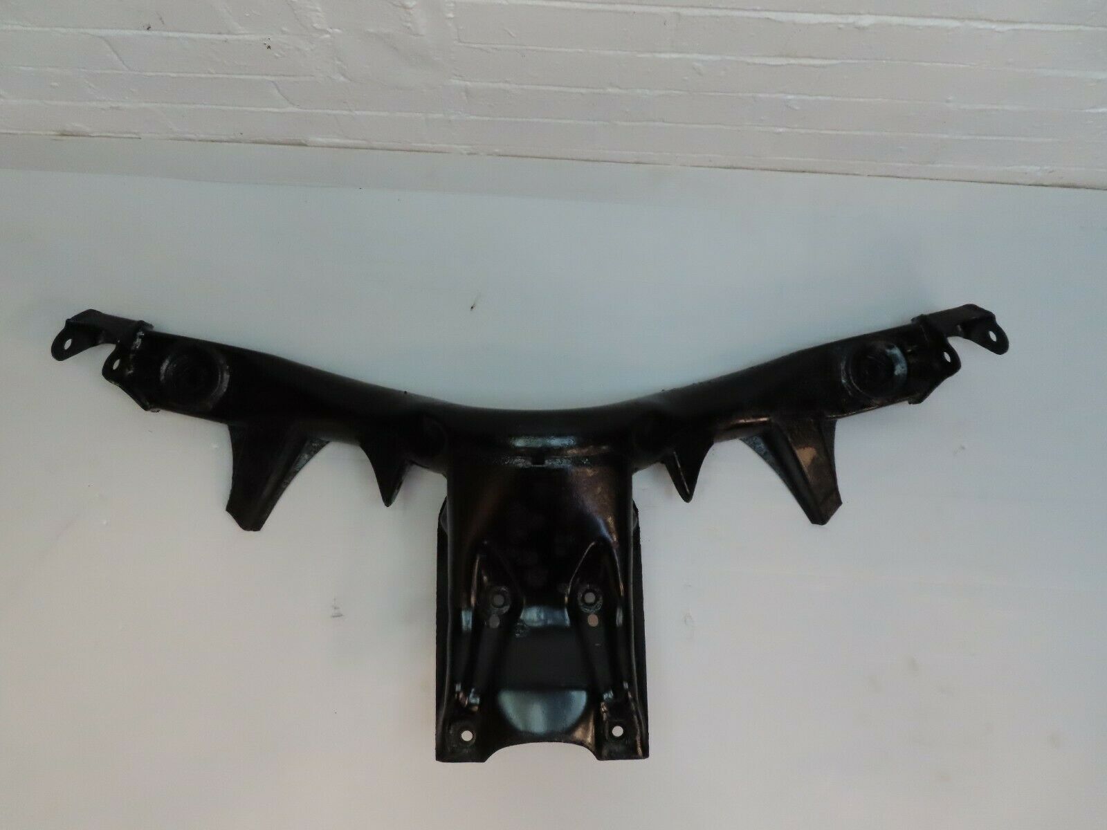 5508 Mercedes-Benz R107 350SL Rear Subframe Axle Carrier