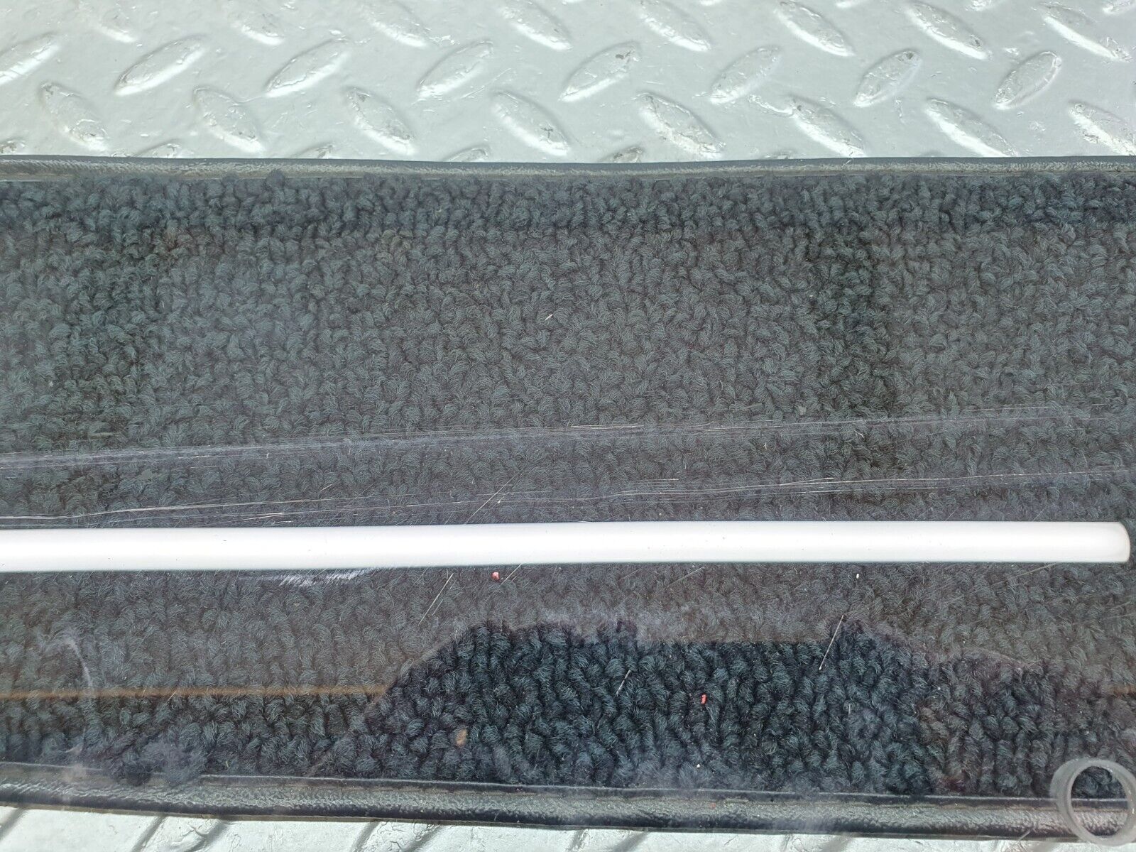 43757 Mercedes-Benz C126 380SEC Coupe Left Door Window Glass