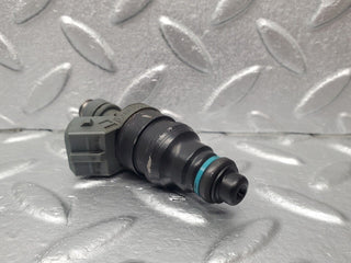 W124 fuel injector used OEM