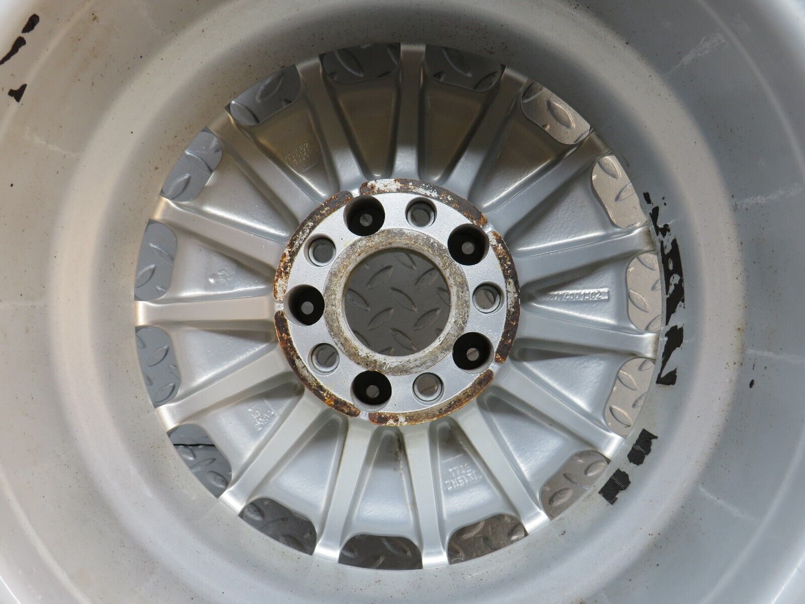 39529 Mercedes-Benz R107 Alloy Wheel 7Jx15H2 ET44 2014001302