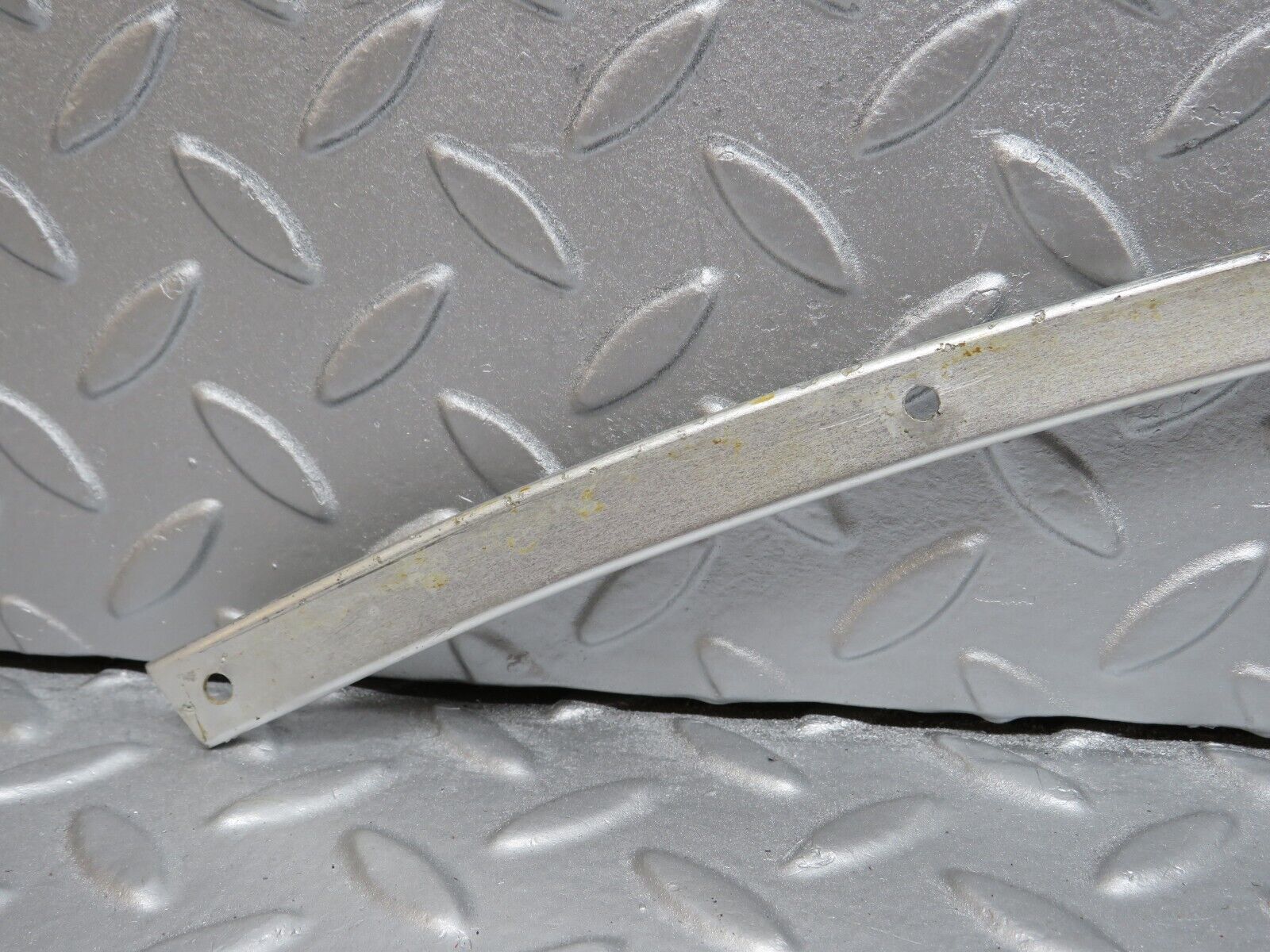 40150 Mercedes-Benz R107 350SL Hardtop Interior Roof Chrome