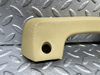 44259 Mercedes-Benz W123 280E Front Right Interior Door Handle Beige