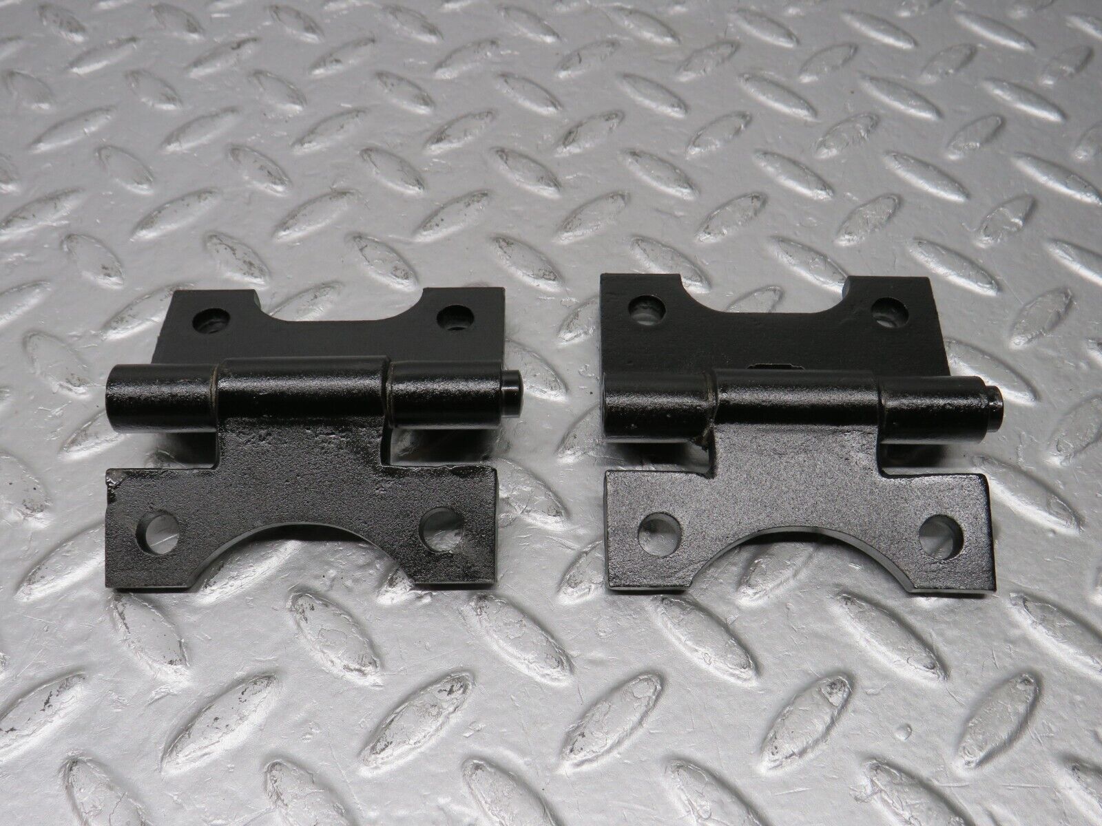 39235 Mercedes-Benz R107 500SL Door Hinge Left Side